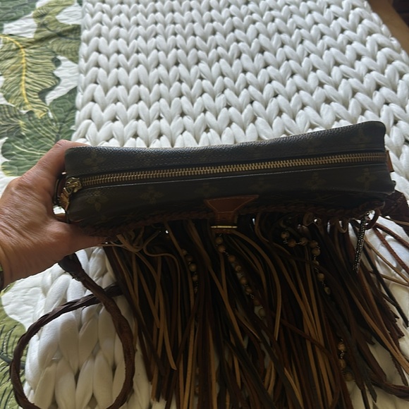 Authentic Louis Vuitton vintage boho bag - Picture 6 of 8